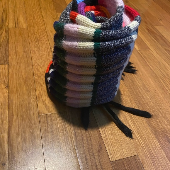 Burberry scarf - Picture 4 of 5